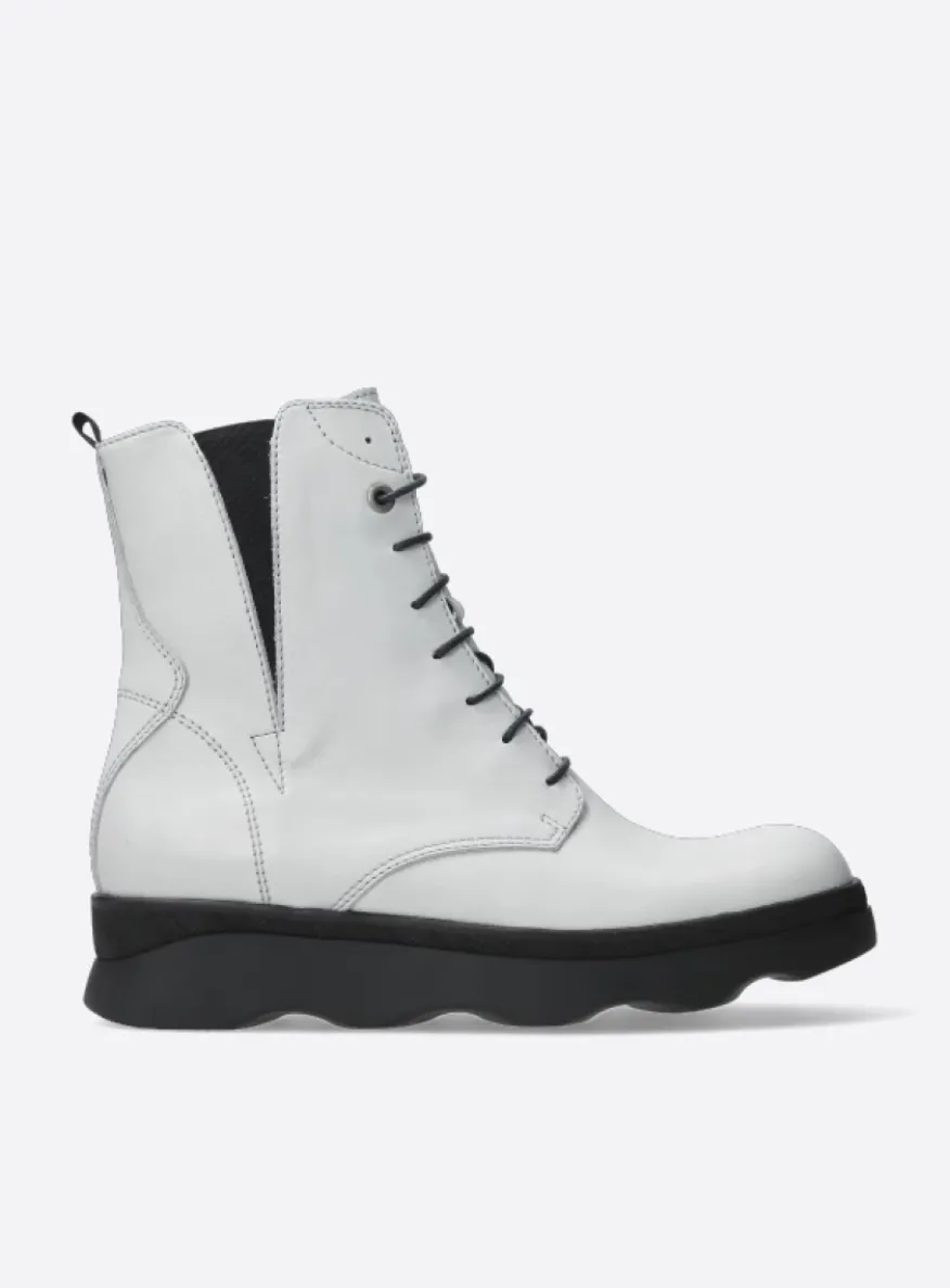 Akita - winterwit leer