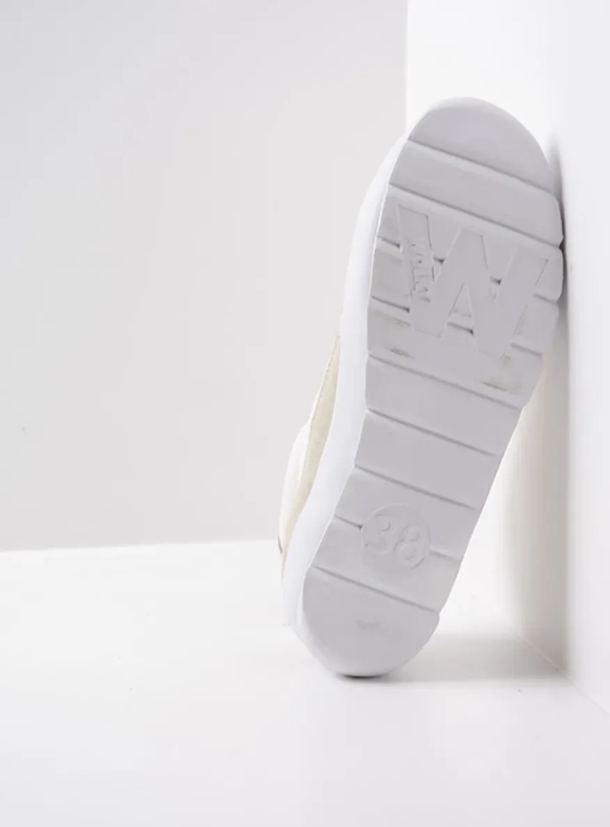 Babati - ijswit canvas/suede