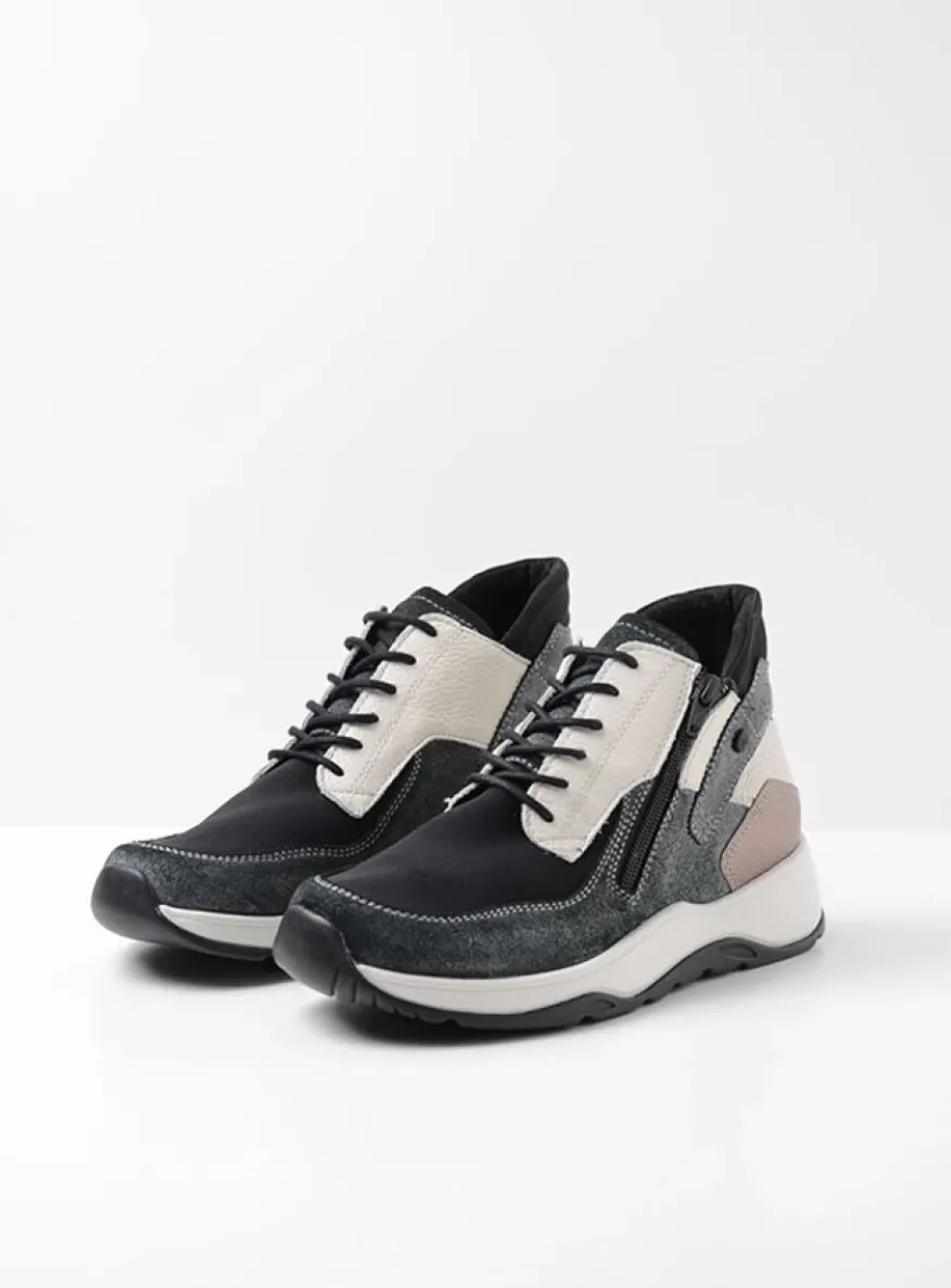 Crown S2F - zwart/gebroken wit stretchleer