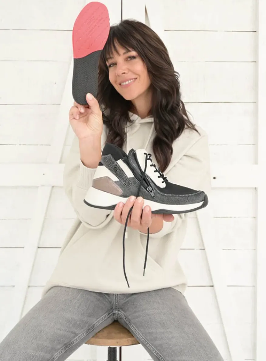 Crown S2F - zwart/gebroken wit stretchleer