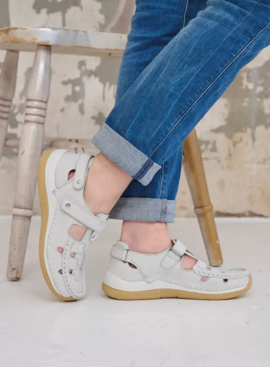 Esperanza - gebroken wit effectleer