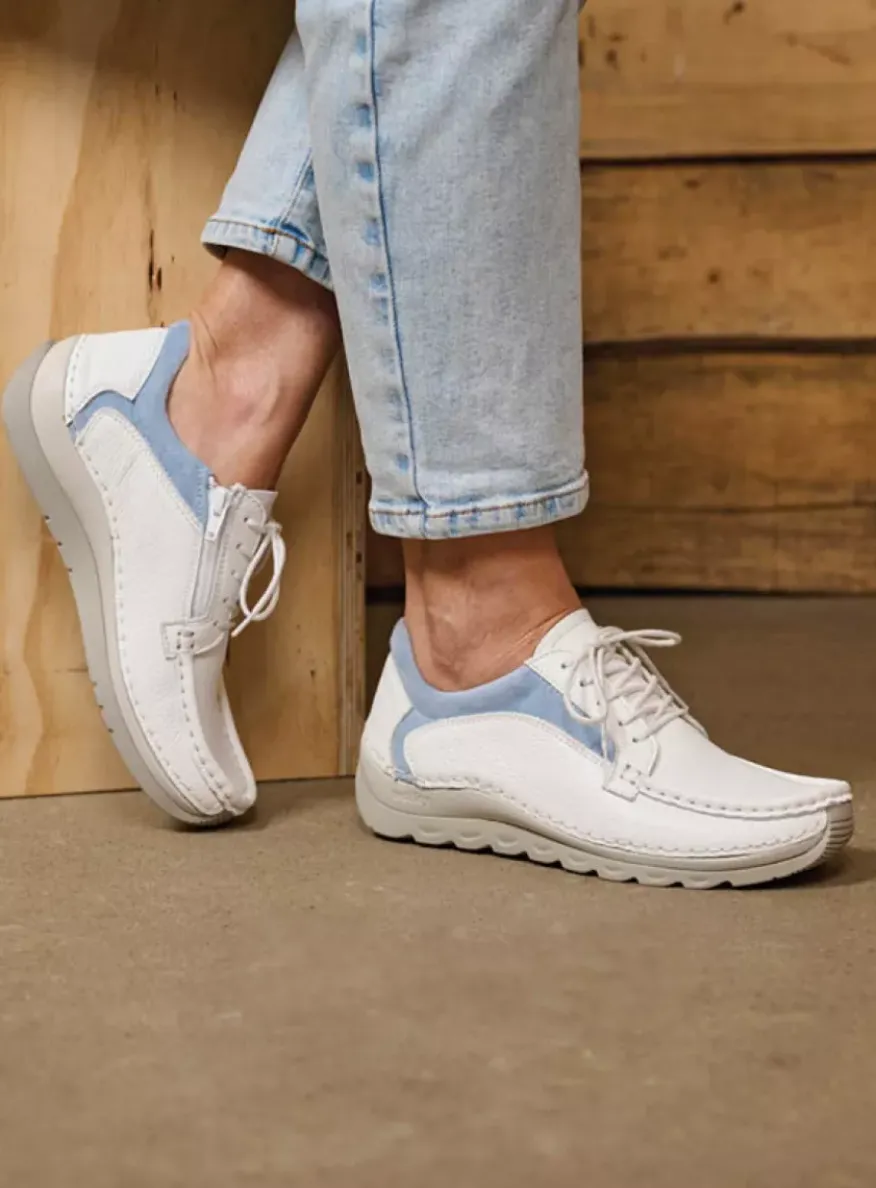 Japura - wit-lichtblauw leer