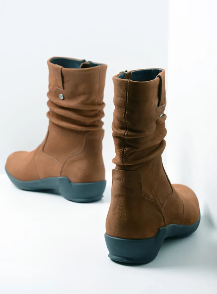 Luna - cognac nubuck