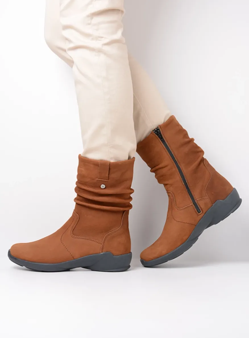 Luna - cognac nubuck