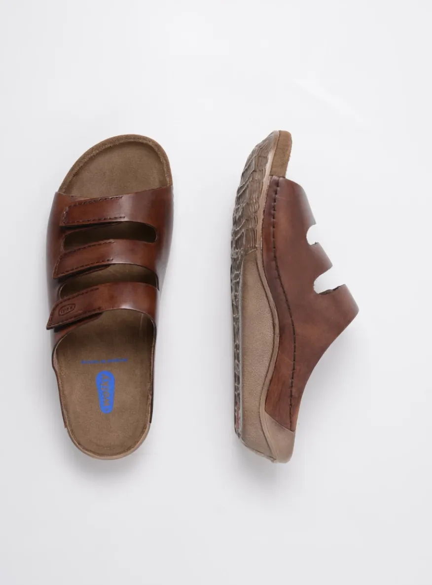 Nomad - cognac geolied leer