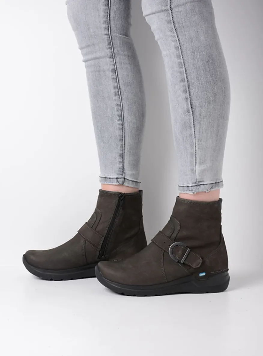 Okay - asfalt nubuck