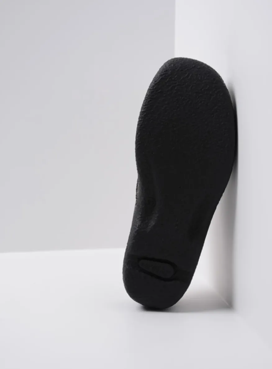 Roll Slipper - wit/zwart leer